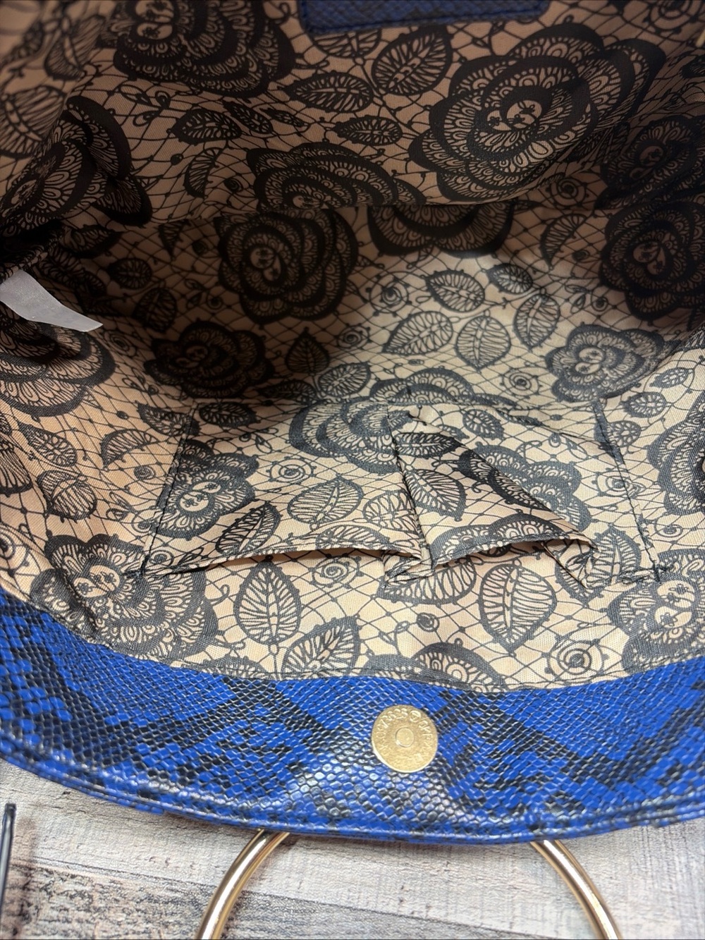 CARLOS by Carlos Santana Blue Python Print Handbag Crossbody Bag - Picture 14 of 16